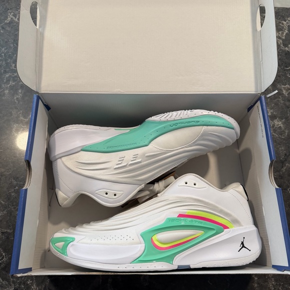 NEW Jordan Luka 3- White/Black Volt Glow (HQ5054-107) - Picture 11 of 13